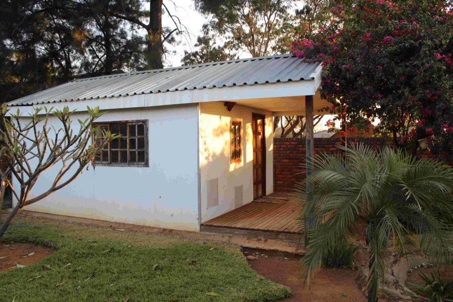 9 Bedroom Property for Sale in Schietfontein Ah North West